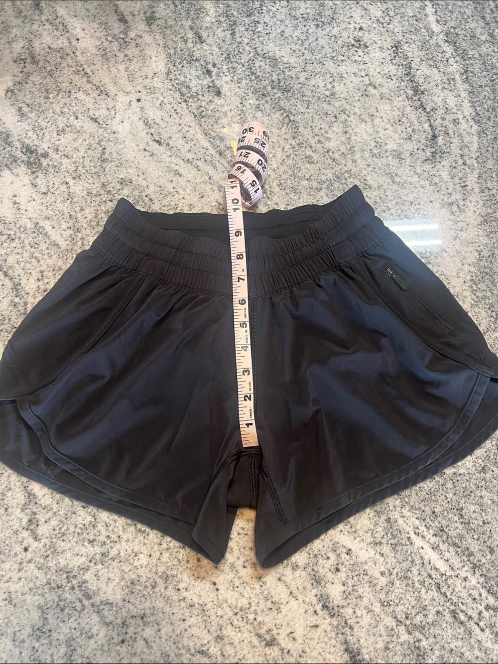 Lululemon Hotty Hot Lined Short 4"
